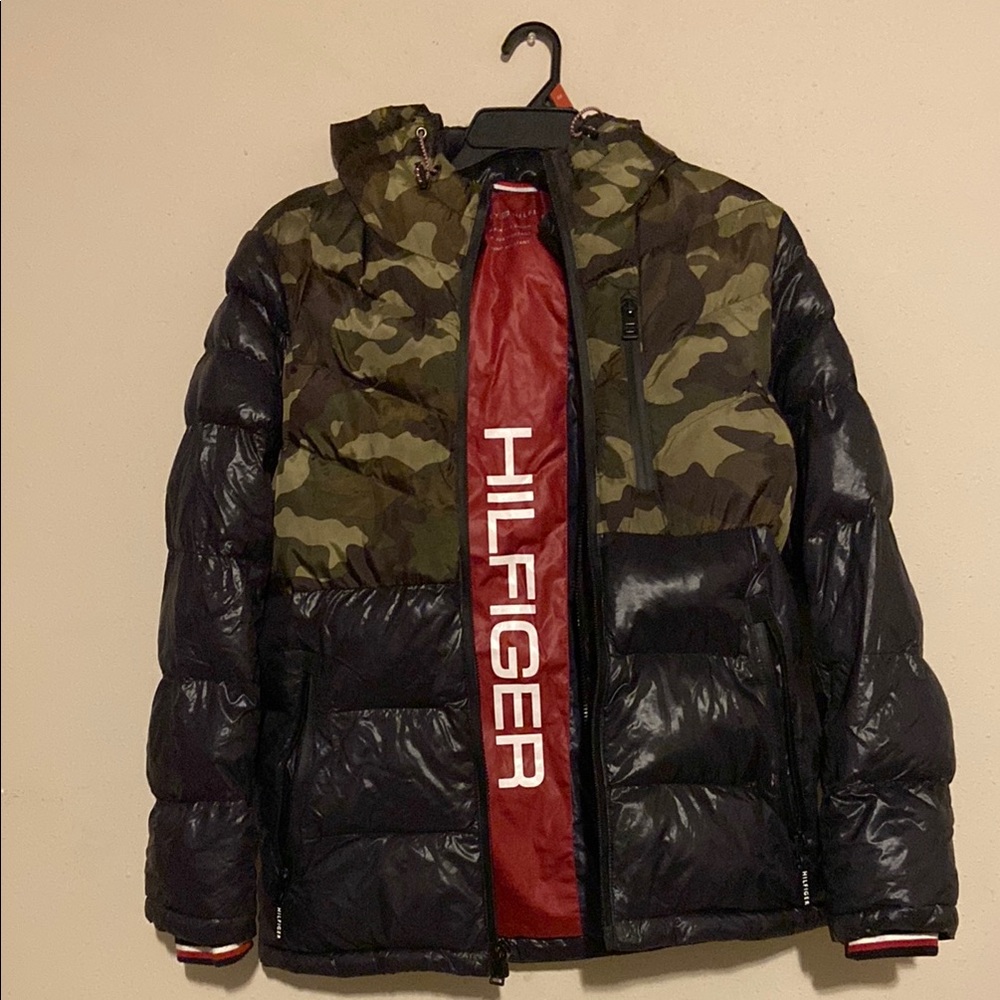 Men's Camouflage and Black Jacket